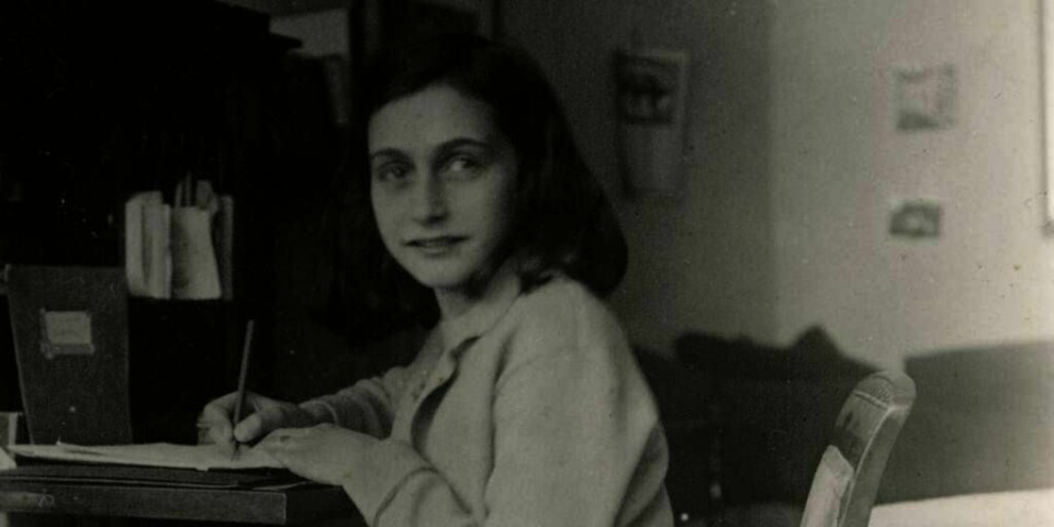 DØDE: Anne Frank døde i en konsentrasjons-leir. Hun ble bare 15 år gammel. Dagboka hun skrev under krigen ble berømt.