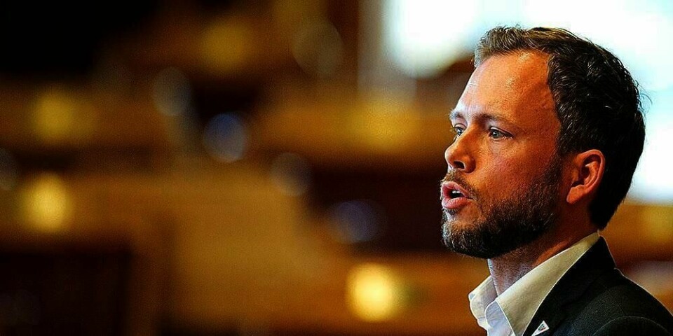 FRIR:  Leder for SV Audun Lysbakken vil overbevise velgerne om at de bør stemme på dem. De vil sørge for en leksefri skole, sier partiet.