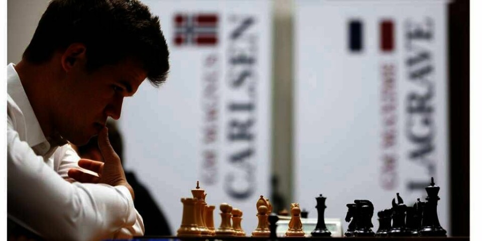 SJAKK:  Magnus Carlsen har bestemt seg for å spille VM i sjakk i november. Han spiller mot Vishy Anand.