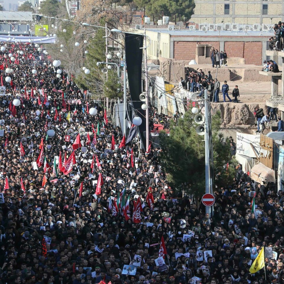 MANGE: Mange vil ta farvel med general Qasem Soleimani.