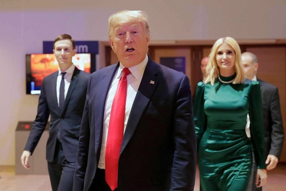 RIKSRETT: De fleste amerikanere mener at Donald Trump må slutte i jobben som president.