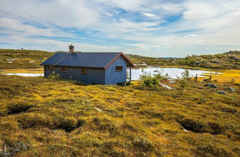 FORBUDT: Nå blir det forbudt å være på hytta. Det er dersom den er i en annen kommune enn der du bor.