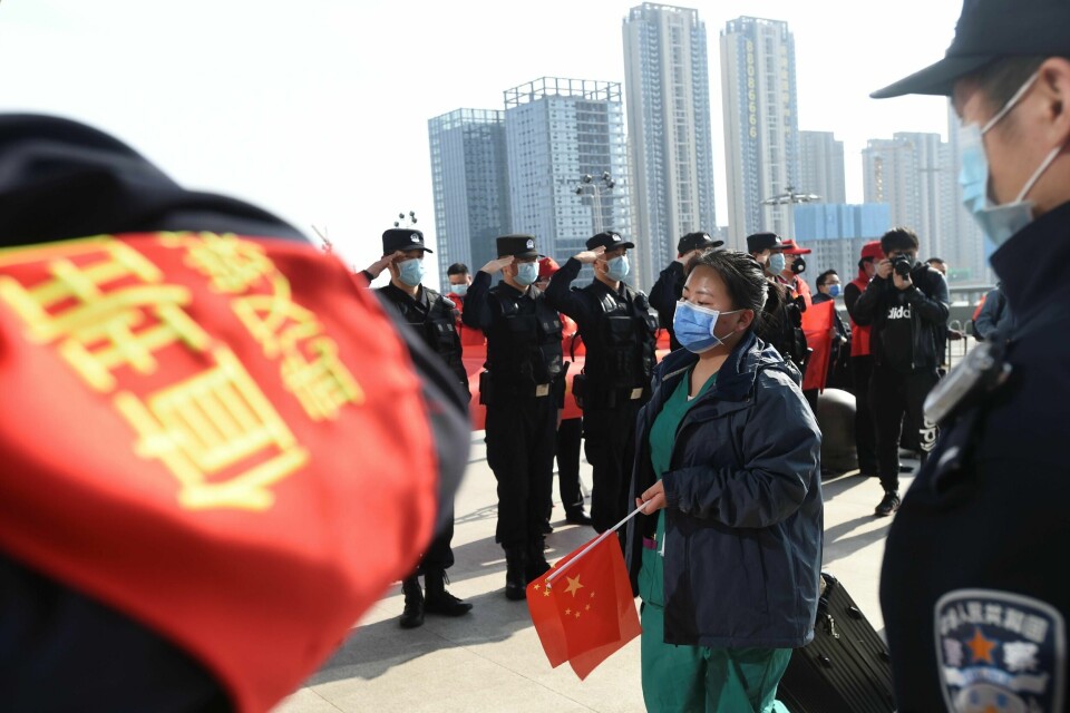 KONTROLL: Det er ingen nye smittede i Wuhan de siste 24 timene. Sykepleieren kan dra hjem. Hun kommer fra et annet sted i Kina enn Wuhan. Hun har bidratt til å få kontroll på korona-viruset.