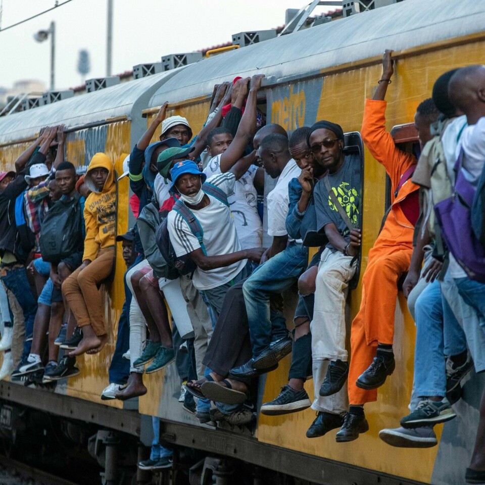 SØR-AFRIKA: Korona-viruset sprer seg i land som Sør-Afrika. Bildet er tatt mandag i Soweto.