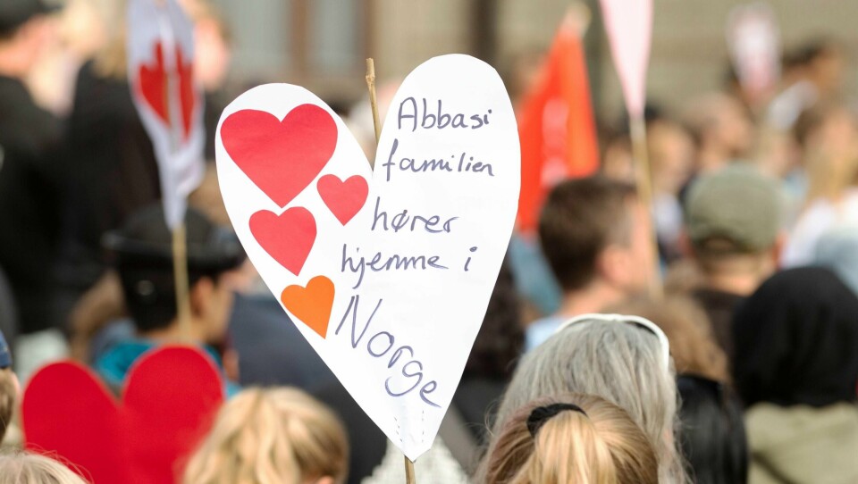 STØTTE: Mange har vist sin støtte til Abbasi-familien.