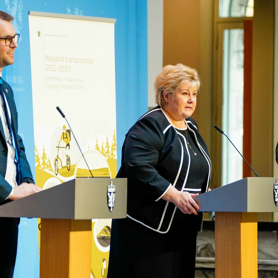 NYTT: Erna Solberg og regjeringen skal si hva de gjør for å stoppe korona, og for å åpne Norge igjen.