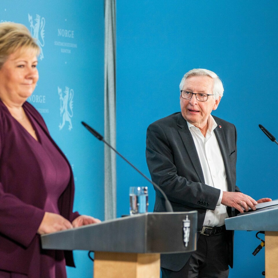 VURDERT: Erna Solbergs regjering ble vurdert av korona-kommisjonen. Leder Stener Kvinnsland presenterte rapporten onsdag.