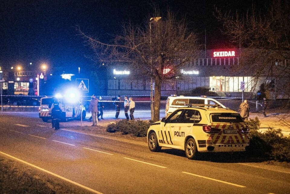 DREPT: I Tønsberg er en skutt. Han døde på sykehus. Politiet leter etter den som drepte ham.