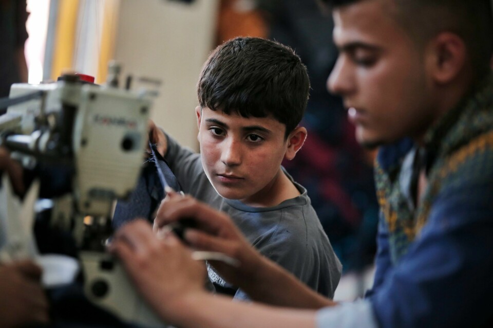 ARBEIDERE: I starten av 2020 var det 160 millioner barn i verden som var tvunget til å arbeide. Banearbeid