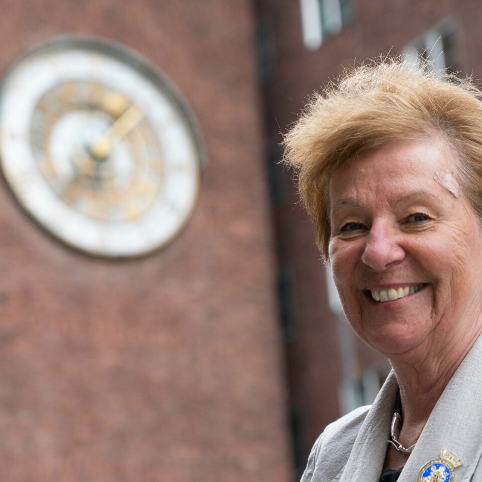 BYRÅD: Ordfører Marianne Borgen må finnet et nytt byråd som skal styre Oslo. Bildet viser ordfører Marianne borgen foran rådhuset i Oslo.