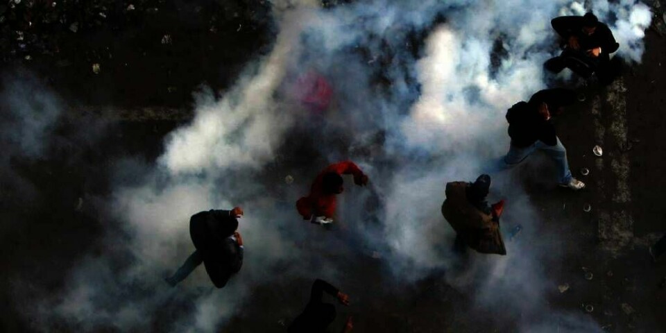 DEMONSTRERER: Militæret i Egypt bruker tåregass mot demonstranter. Folk blir undertrykt like mye som før, mener organisasjonen Amnesty.