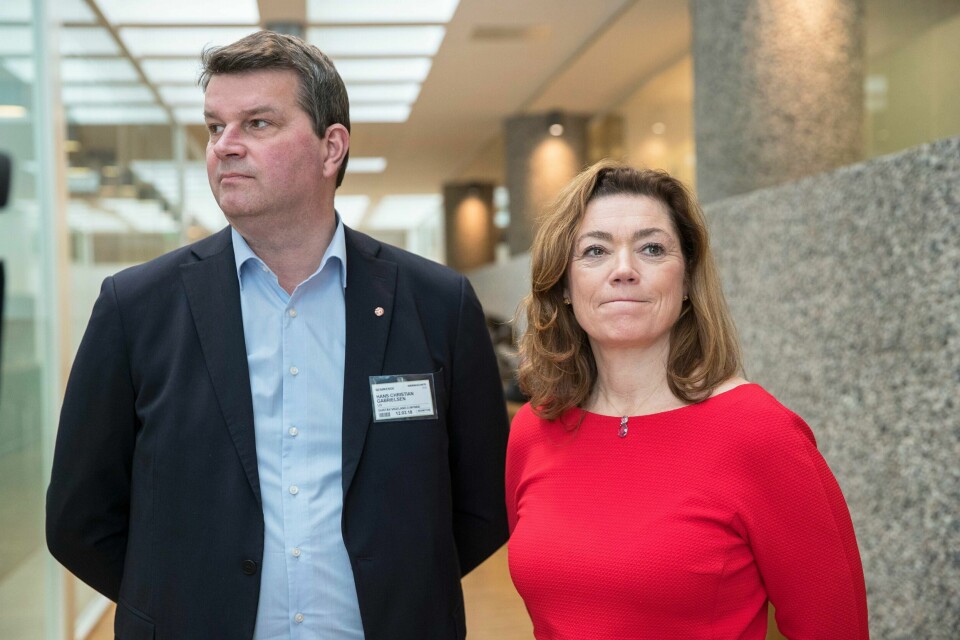STREIK: LO og NHO mekler. Blir de ikke enige før midnatt lørdag, kan det bli streik. Til venstre er leder for LO, Hans-Christian Gabrielsen. Til høyre er leder for NHO, Kristin Skogen Lund.
