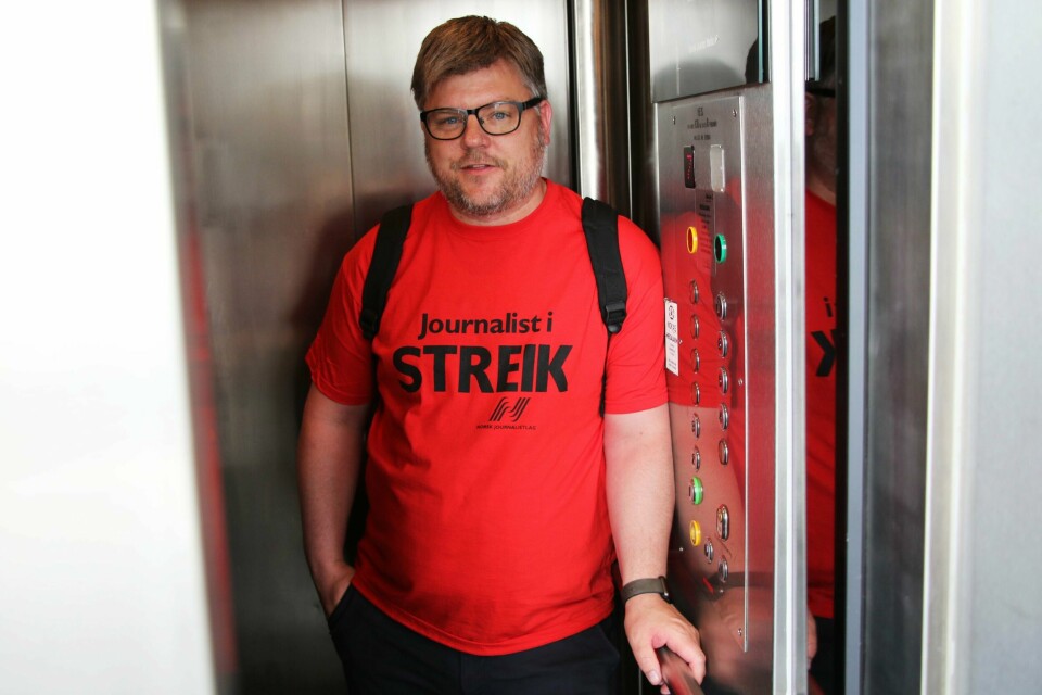 STREIK: Kanalen NRK har vært i streik en uke. En ny undersøkelse viser at 43 prosent av befolkningen støtter streiken.