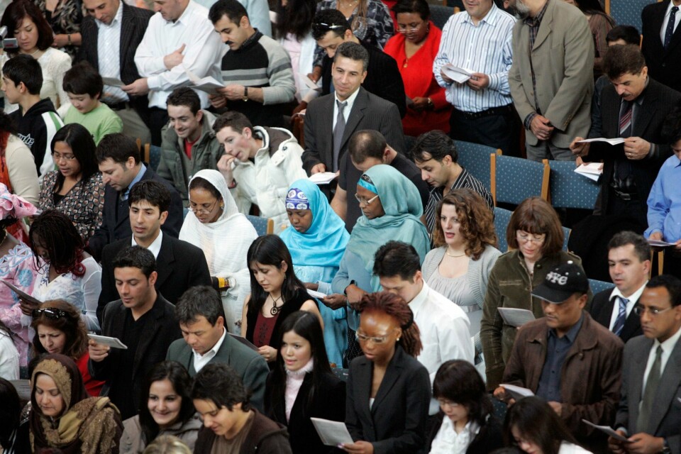 STATSBORGER: Over 20.000 personer fikk norsk statsborgerskap i fjor. Bildet er fra en seremoni for nye statsborgere.