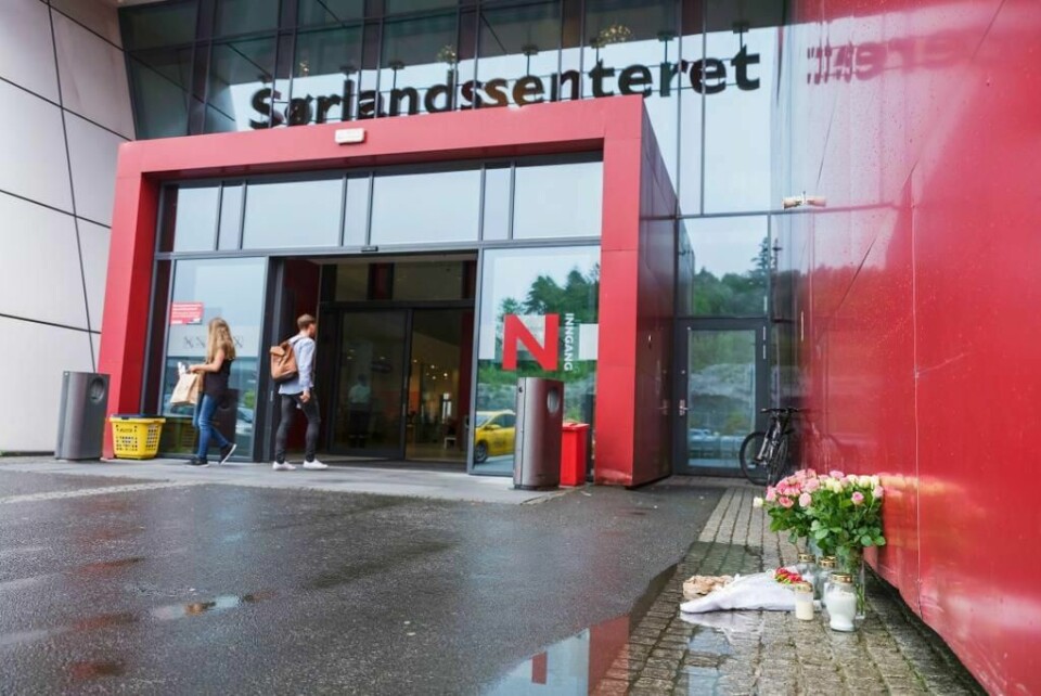 SYK: Ei jente stakk to personer med kniv på Sørlandssenteret i Kristiansand. Hun er 15 år og psykisk syk.