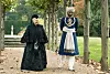 Bildet viser Judi Dench og Ali Fazal i en scene fra filmen «Victoria and Abdul».