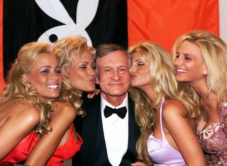 PLAYBOY: Hugh Hefner er kjent for bladet Playboy. Dette bildet er fra 1999.