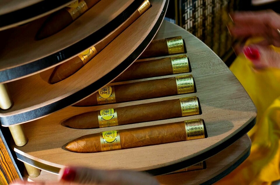 SELGER: Folk vil fortsatt kjøpe sigarer fra Cuba.