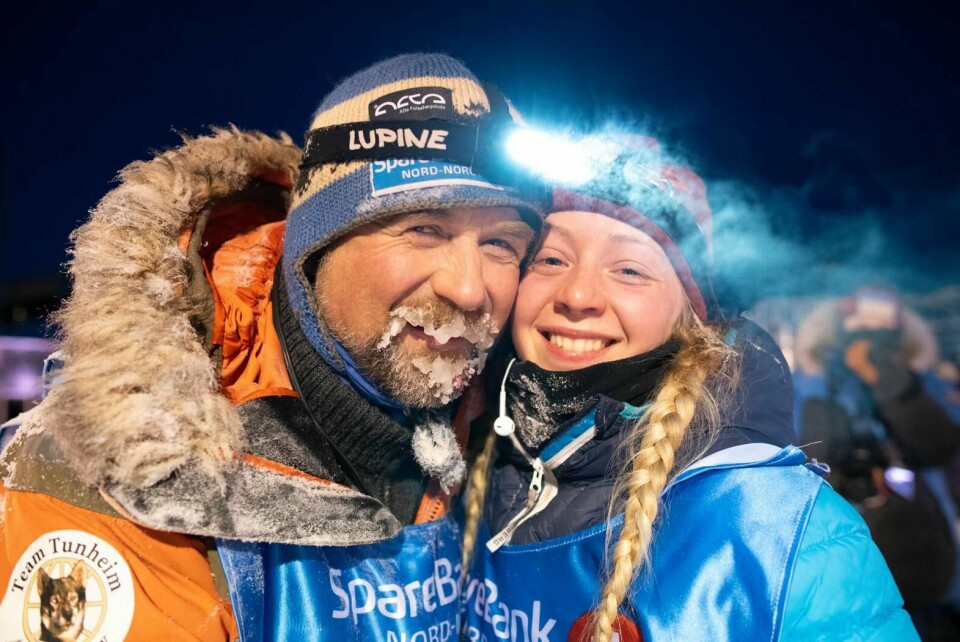 VINNER: Hanna Lyrek vant Finnmarksløpet. Hun er tidenes yngste vinner. Harald Tunheim kom på 2.-plass.