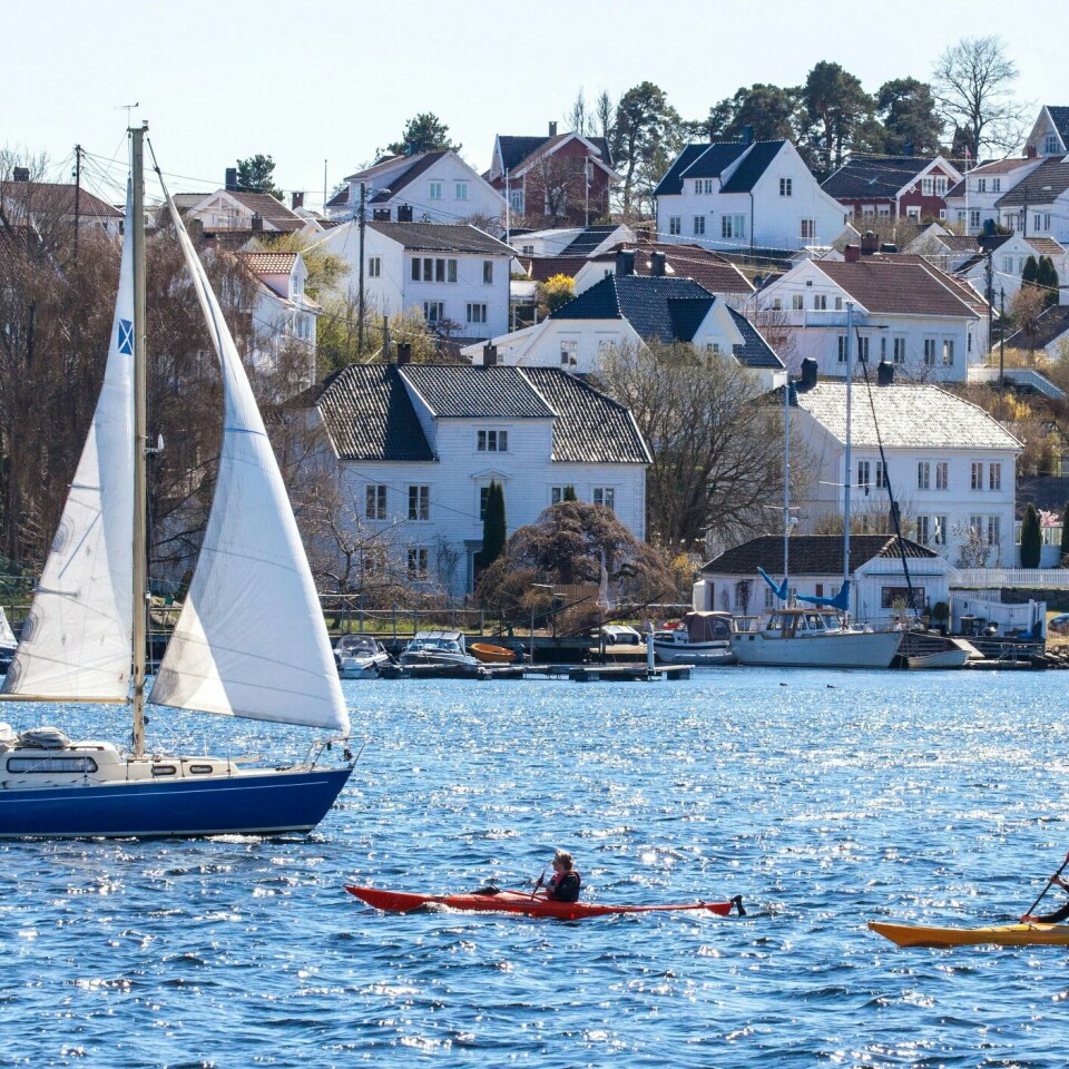VARME: Årets påske kommer sent. Det kan bety varmere vær og kanskje en tur i seilbåten? Bildet er fra Arendal på Sørlandet.