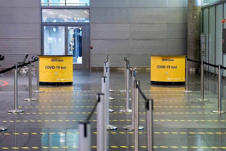 TEST: Her kan passasjerer bli testet for korona-viruset. Testingen skjer på flylplassen Gardermoen.