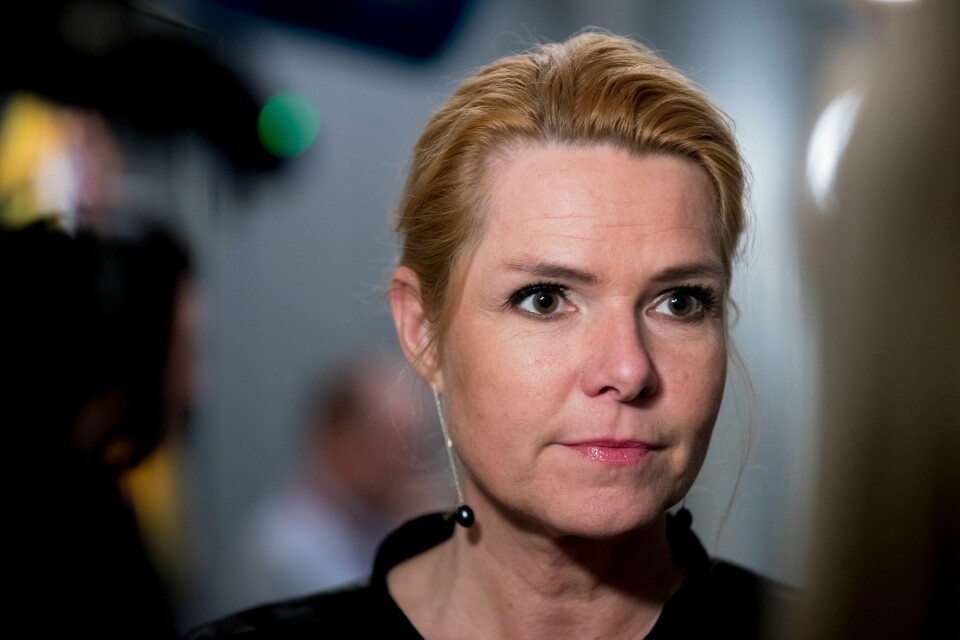 RIKSRETT: Inger Støjberg blir trolig stilt for riksrett. 145 politikere i Danmark sier ja til det. Kravet er 90. Støjberg har tidligere vært innvandringsminister. Hun kan bli den sjette ministeren som må møte i riksrett siden 1849.