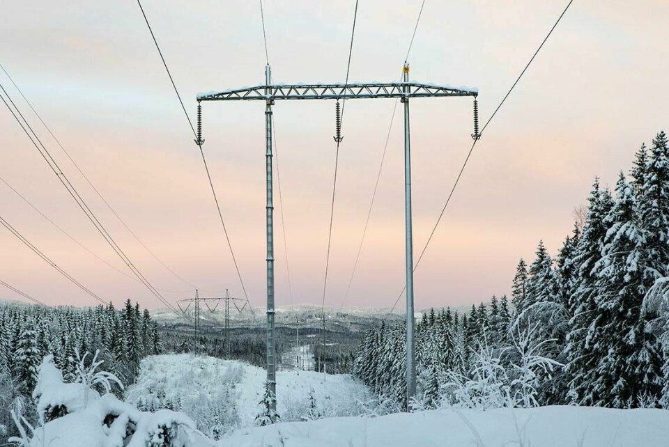 KULDE: Det er kaldt i store deler av Norge og Sverige. Det gjør at strømmen koster ekstra mye nå.