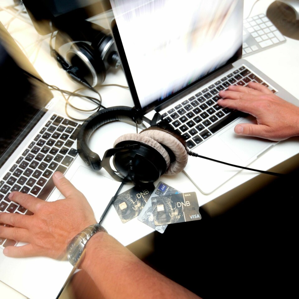 SLITER: Politiet i Norge sliter med å oppdage kriminalitet på nett. Det er alvorlig, mener riks-revisjonen.