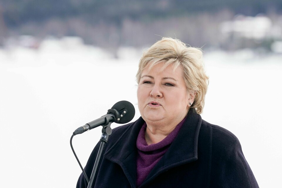 FEIRET: Erna Solberg og 13 andre var samlet i vinterferien. De feiret blant annet at Solberg var blitt 60 år. Men de brøt råd og regler som skal hindre smitte.