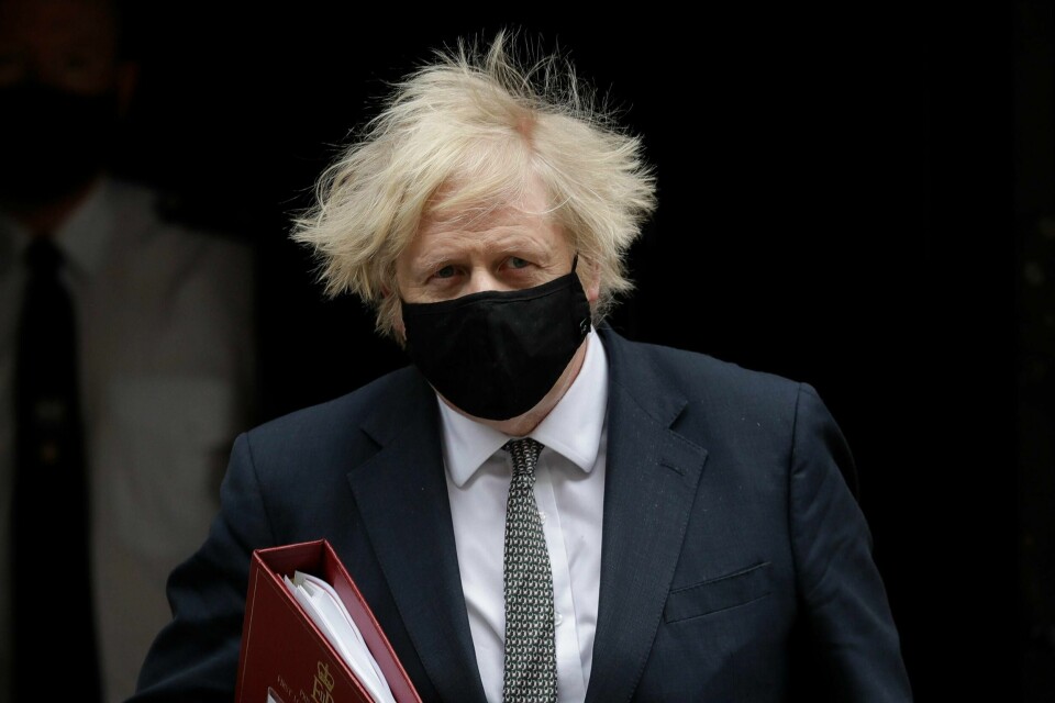 ÅPNER: Statsminister i England, Boris Johnson, håper England kan fjerne alle korona-reglene 21. jun. Han ber folk om å følge alle reglene fram til det.