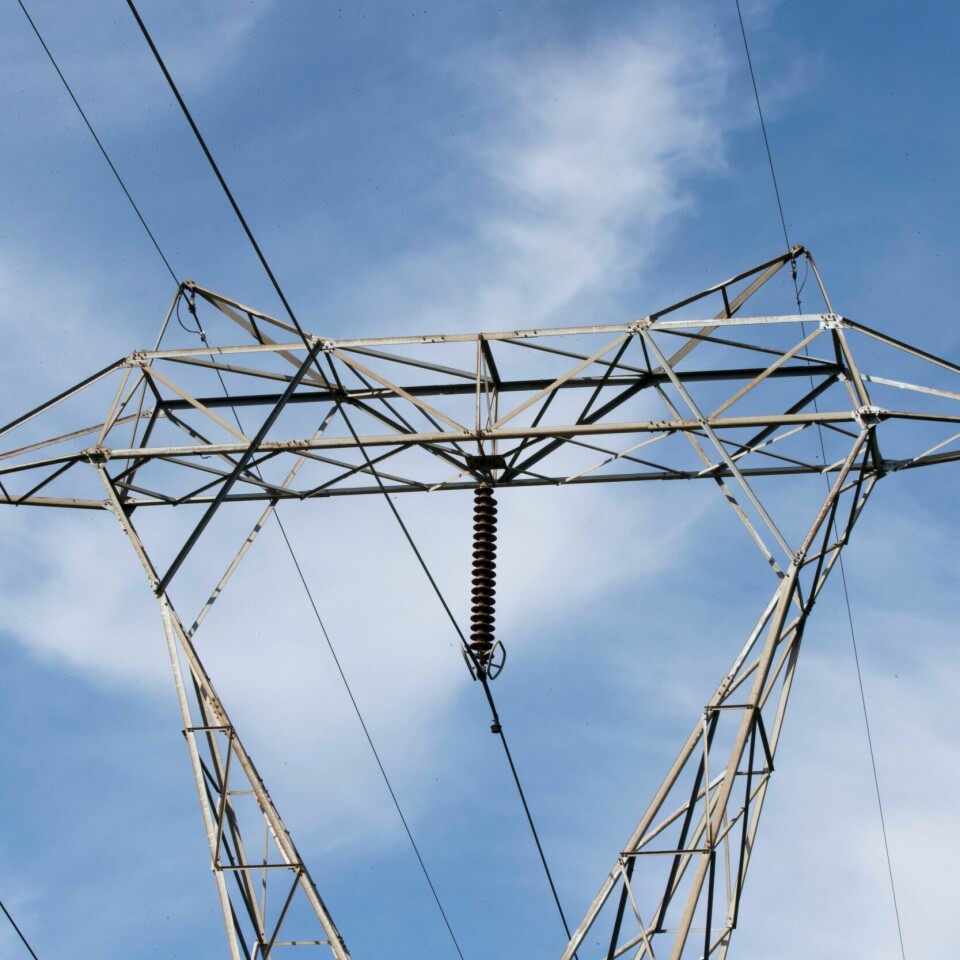 BILLIG: Det er uvanlig billig for strøm nå. Forbruker-rådet mener folk bør se på avtalene sine. Det kan være mye penger å spare.