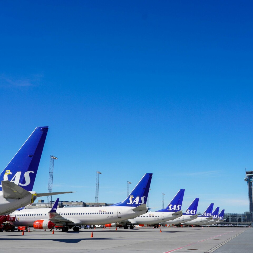 NYE KRAV: De som skal fly med SAS må ta med egen ansiktsmaske. Det er et nytt krav fra EU.