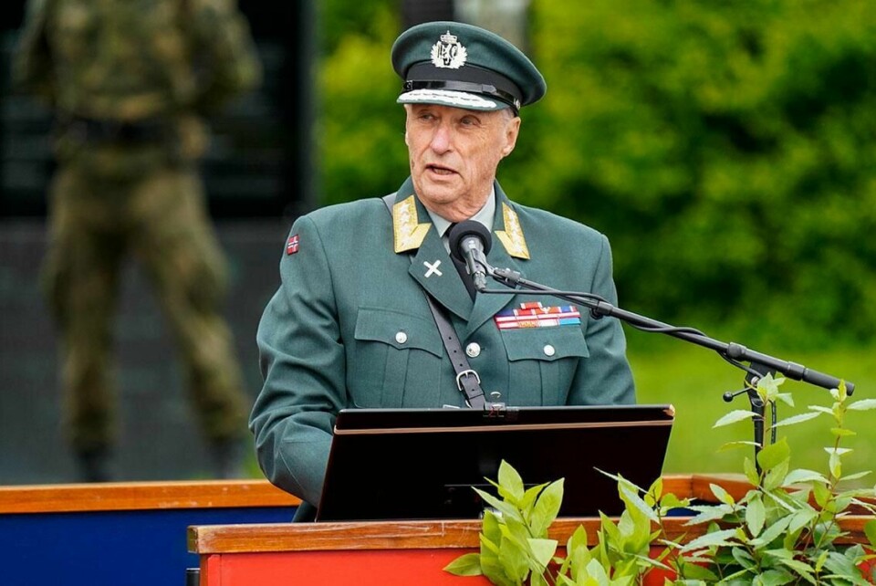 TALTE: Kong Harald holdt tale. Det var da 75-årsdagen for frigjøringen ble markert på Akershus festning i Oslo.