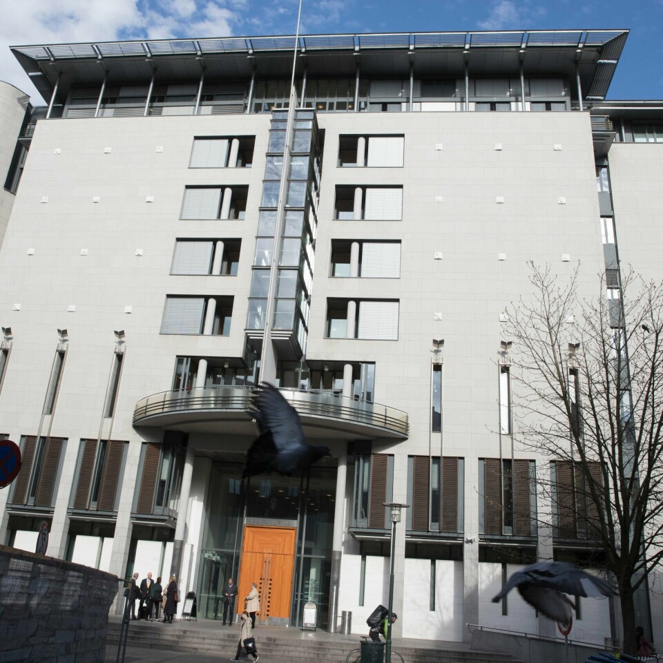TILTALT: En kvinne skal ha revet hijaben av en annen kvinne. Saken går i Oslo tingrett.