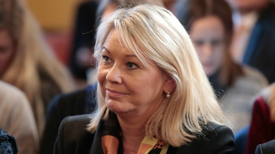 MINISTER: Monica Mæland er minister i regjeringen. Hun tror anonyme jobb-søknader kan hjelpe innvandrere.