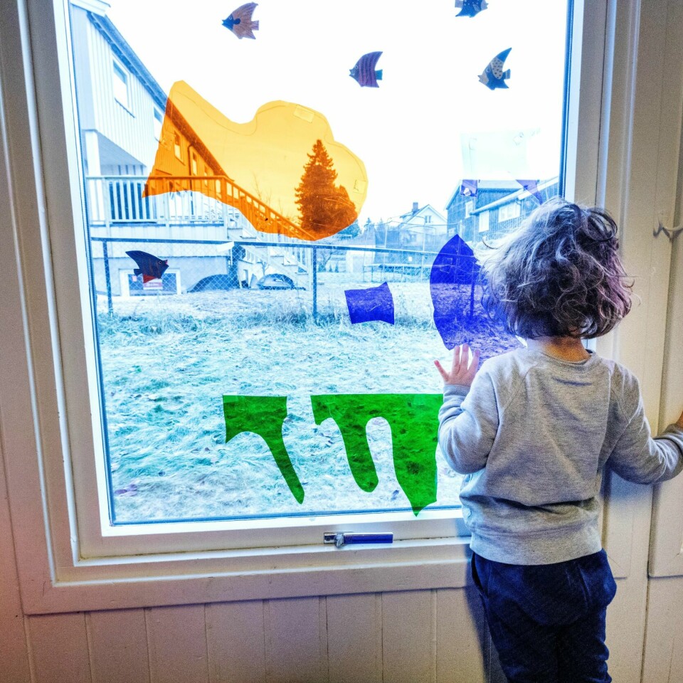 HEMMELIG: 385 barn i Norge bor på hemmelig adresse. De blir beskyttet fra en fare, men mister også trygghet, sier psykolog Stian Tobiassen.