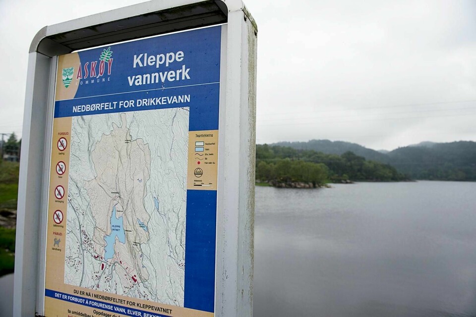 SMITTE: Mange er syke i Askøy kommune. Smitten kan kommer fra drikkevannet.