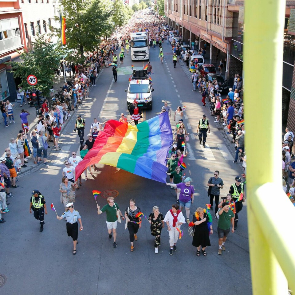 PARADE: Nynazister skremmer unge homofile, sier organisasjon. De sier de tar bilder av dem. Bildet er fra Pride-paraden i Oslo i fjor.