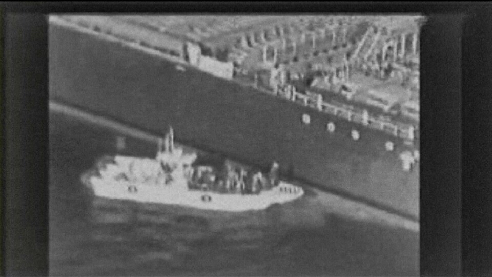 SKYLD: USA sier at Iran angrep to tankskip i Omanbukta. Denne videoen beviser det, sier kilder til kanalen CNN.