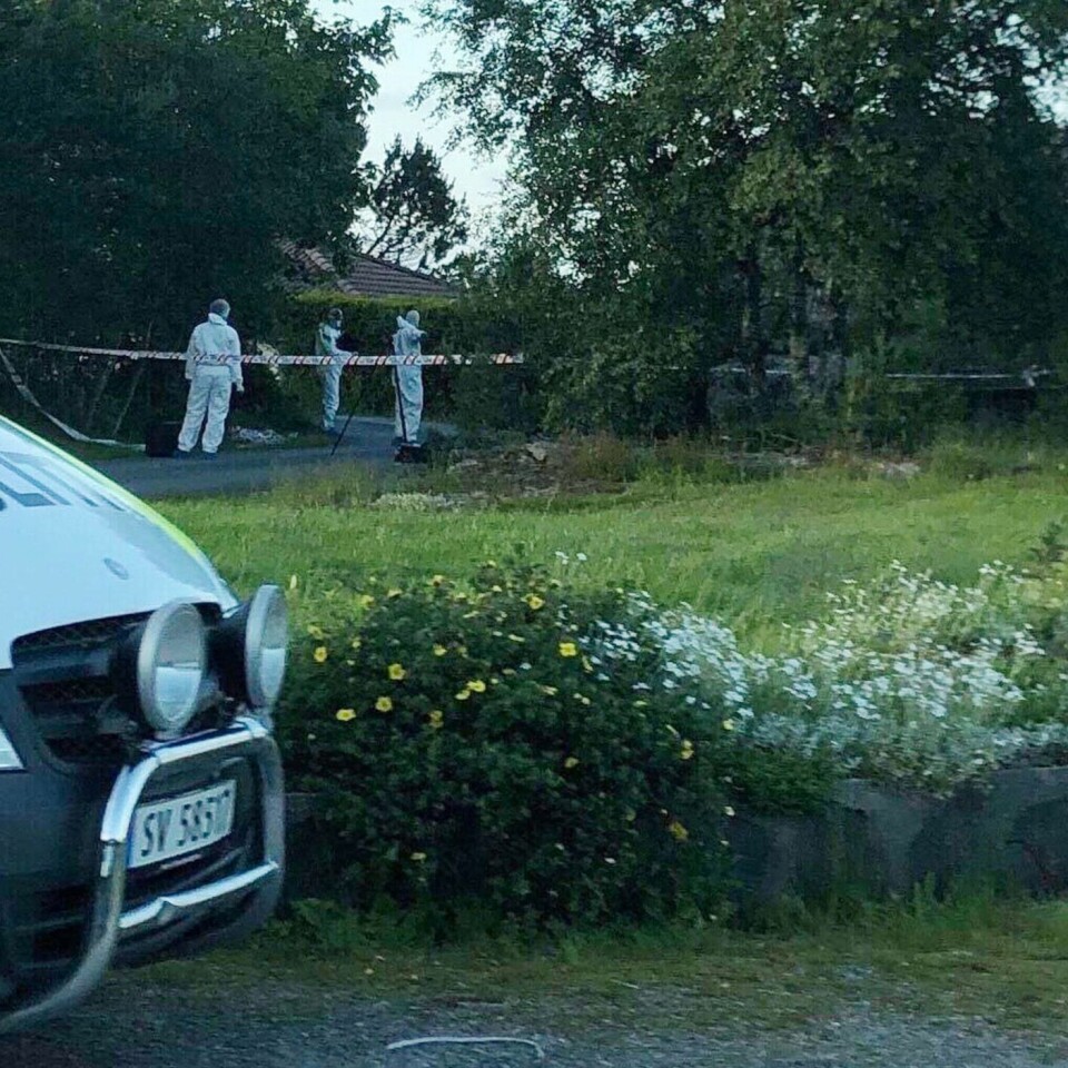 DRAP: To personer ble drept på Sotra i Hordaland. Politiet har siktet en sønn for drap på foreldrene.