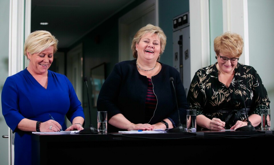 NY: Norge får ny regjering. Det blir en regjering med Høyre, Fremskrittspartiet og Venstre. På bildet ser vi partilederne Siv jensen, Erna Solberg og Trine Skei Grande.