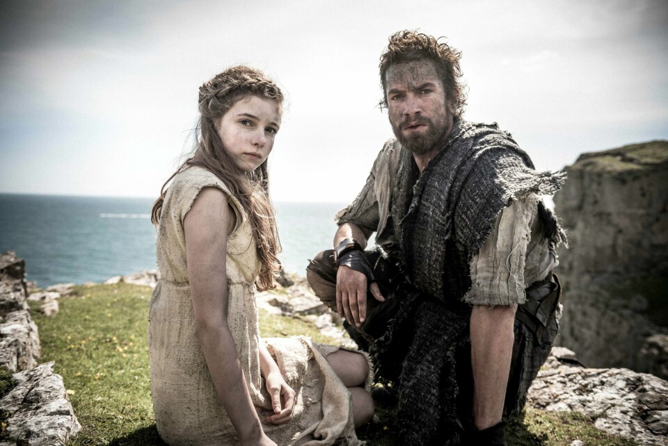 TV-SERIE: TV-serien «Britannia» har premiere fredag. Eleanor Worthington-Cox og Nikolai Lie Kaas er med i serien.