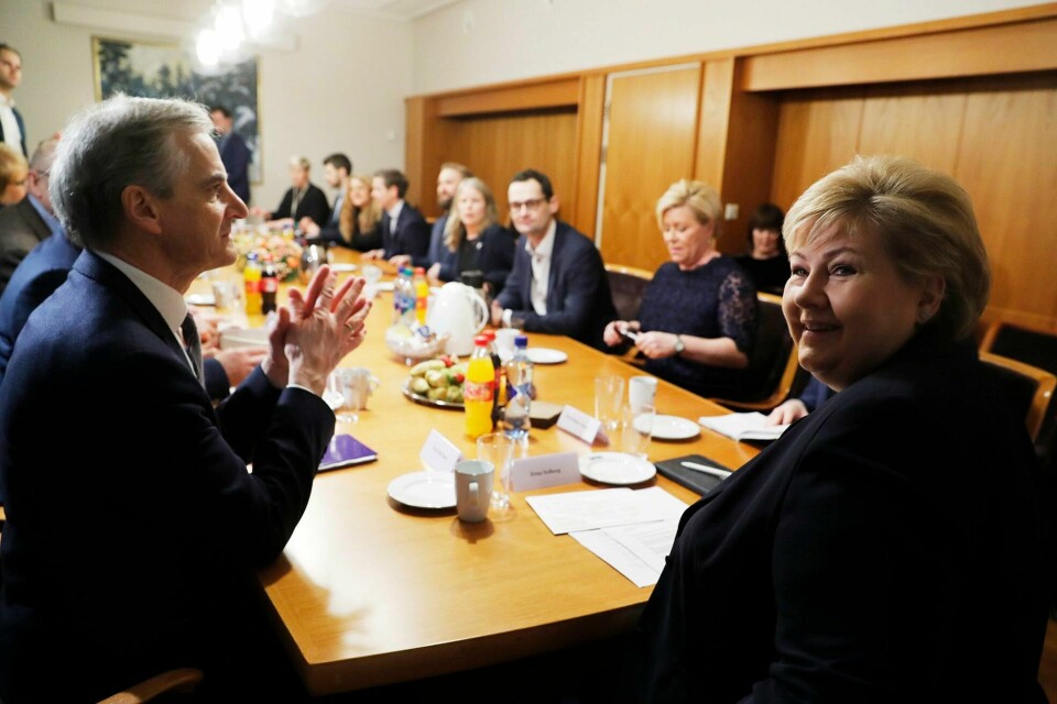 MØTE: Partiene møttes denne uka for å snakke om saken som kalles metoo. Alle partiene på Stortinget har fått varsler om seksuell trakassering eller uønsket seksuell oppmerksomhet.
