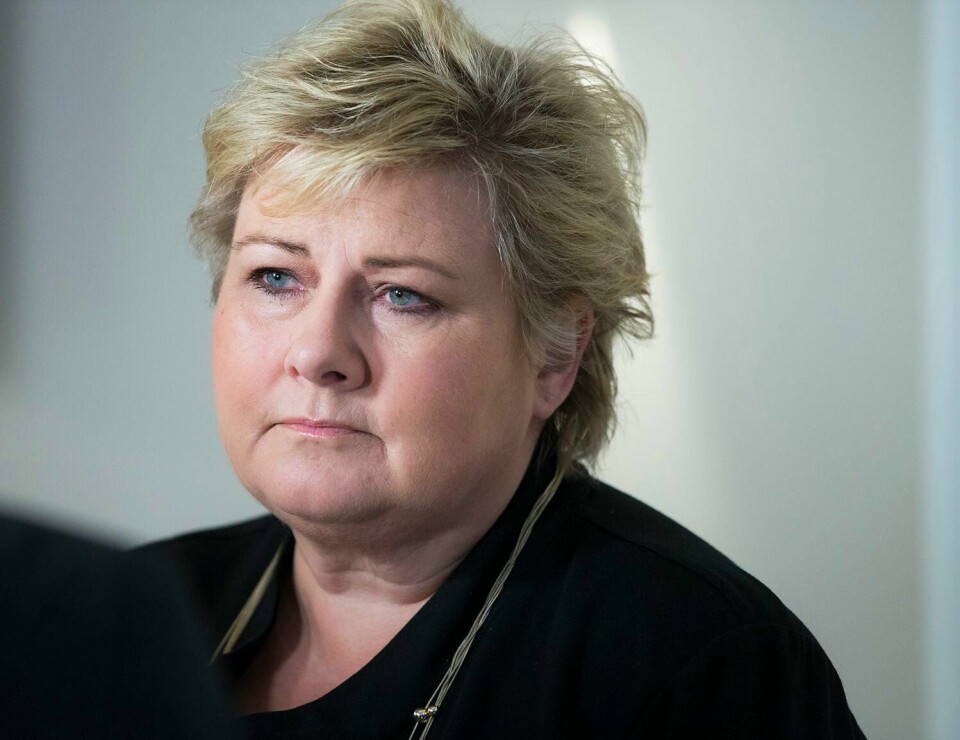 ADVARER: Statsminister Erna Solberg sier foreldre skaper fare for barna. Det skjer når de ikke vaksinerer dem.