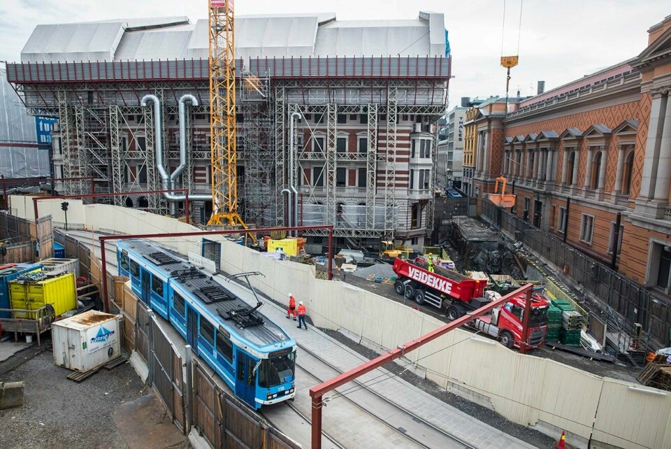 SPREKK: Å bygge tunnel under Stortinget koster 2,3 milliarder kroner. Det er 500 millioner kroner mer enn før.