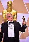 Bildet viser oscarvinneren james Ivory.