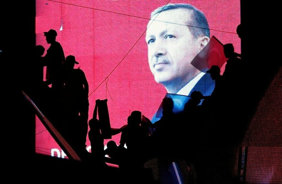 PRESIDENT: President Recep Tayyip Erdogan er sint på opprørne i militæret. Han vil straffe dem hardt.