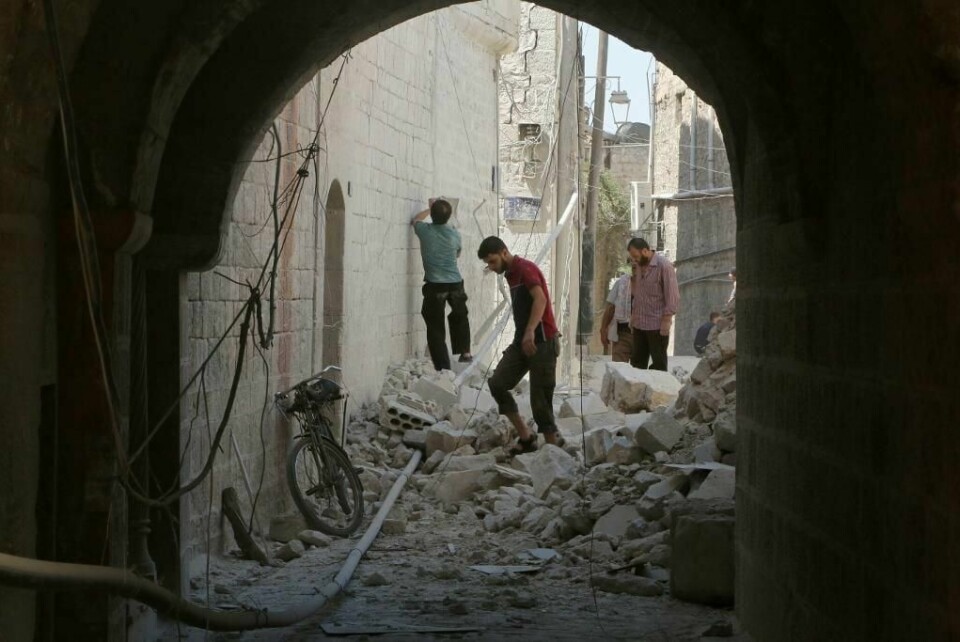 KRIG: Krigen i Syria startet i 2011. Folk i storbyen Aleppo lider. De trenger nødhjelp.