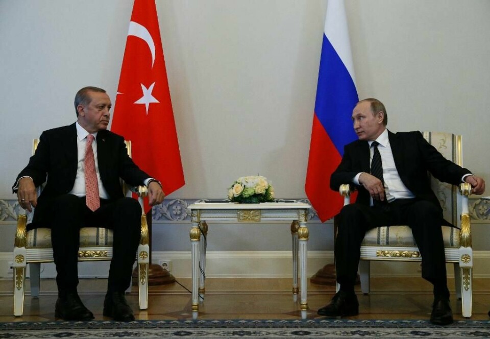 Tyrkias president Recep Tayyip Erdogan og Russlands president Vladimir Putin møtes i St. Petersburg tirsdag.