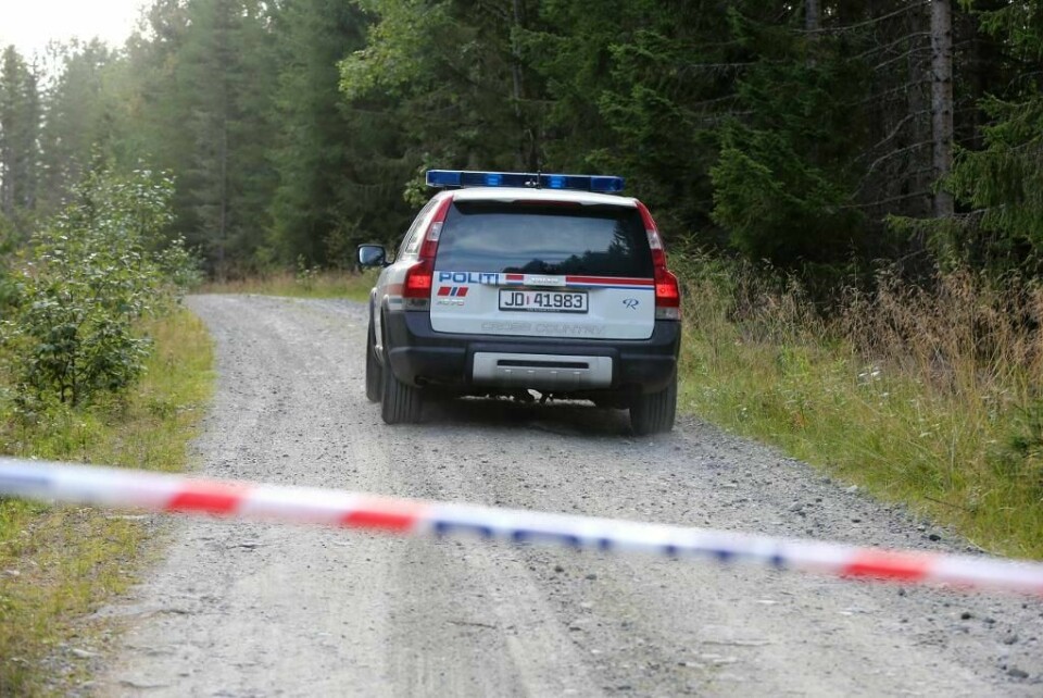 DRAP: Politiet vet hvem offeret i Oppland er. Mannen ble funnet drept lørdag. Politiet jobber med å nå mannens familie.